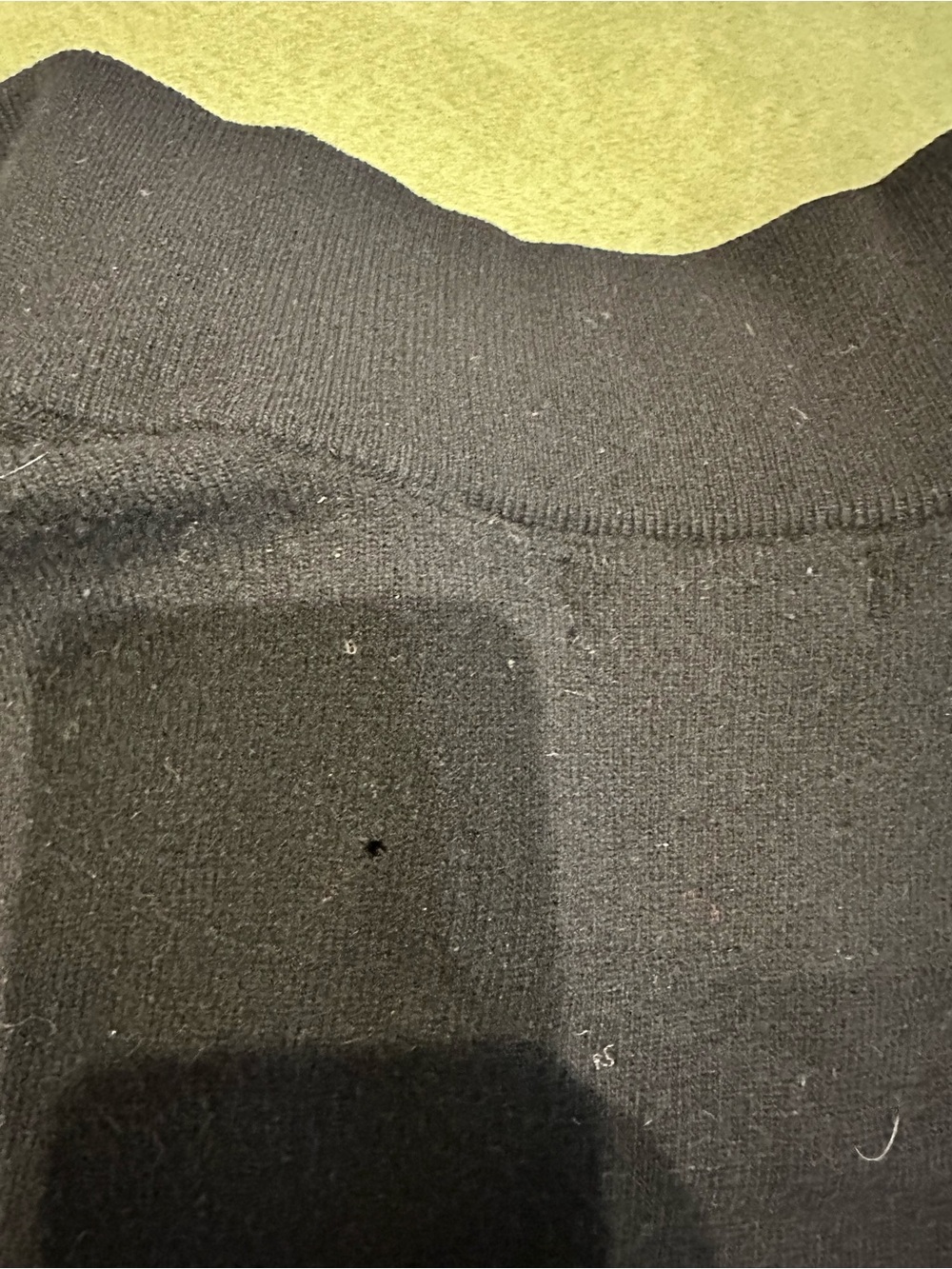 Banana Republic Men's Black Zip-Up Sweater - Picture 6 of 7